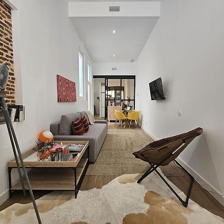 The Gabriels Con Terraza Apartment Madrid Bagian luar foto
